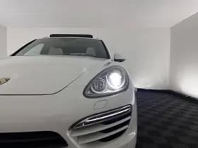Porsche Cayenne thumbnail 24