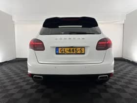 Porsche Cayenne thumbnail 6