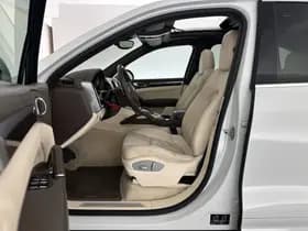 Porsche Cayenne thumbnail 10