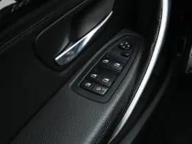 Bmw 3 serie thumbnail 23