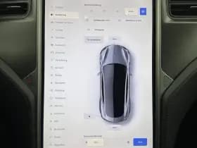 Tesla Model s thumbnail 18
