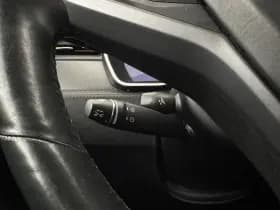 Tesla Model s thumbnail 26