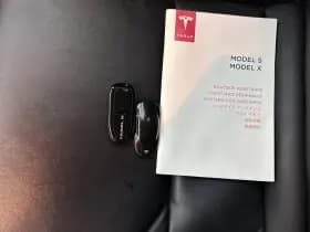 Tesla Model s thumbnail 34
