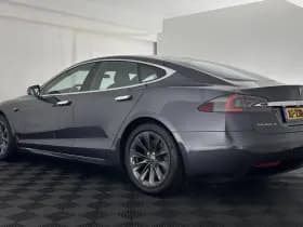 Tesla Model s thumbnail 5