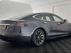 Tesla Model s thumbnail 7