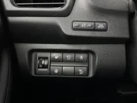 Nissan Leaf thumbnail 21