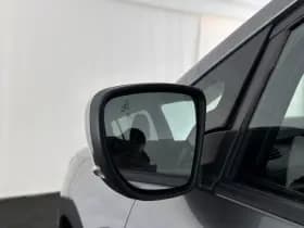 Nissan Leaf thumbnail 23