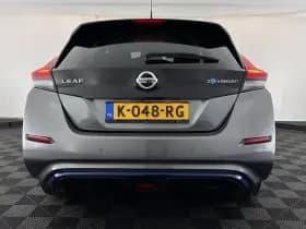 Nissan Leaf thumbnail 6
