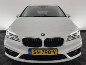 Bmw 2 serie thumbnail 3