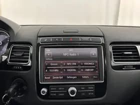 Volkswagen Touareg thumbnail 14