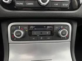 Volkswagen Touareg thumbnail 18