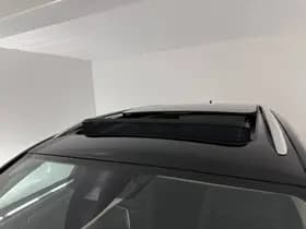 Volkswagen Touareg thumbnail 31