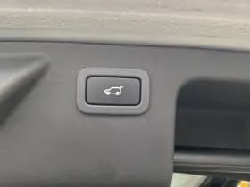 Land Rover discovery sport thumbnail 25