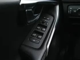 Volvo V40 thumbnail 18