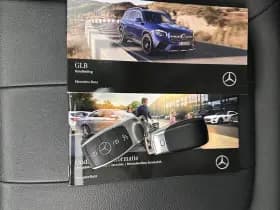 Mercedes-Benz Benz glb thumbnail 33