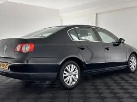 Volkswagen Passat thumbnail 6