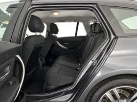 Bmw 3 serie thumbnail 10