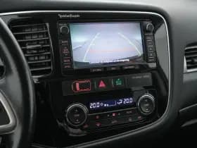 Mitsubishi Outlander thumbnail 15