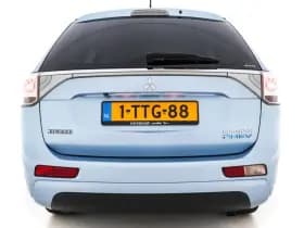 Mitsubishi Outlander thumbnail 6