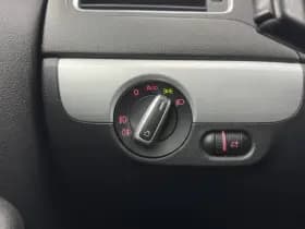 Volkswagen Jetta thumbnail 18