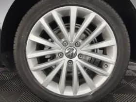 Volkswagen Jetta thumbnail 20