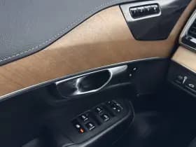 Volvo Xc90 thumbnail 26