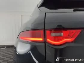 Jaguar F pace thumbnail 28