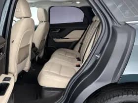 Jaguar F pace thumbnail 10
