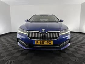 Skoda Superb thumbnail 3