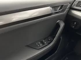 Skoda Superb thumbnail 24