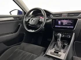 Skoda Superb thumbnail 8