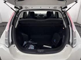 Nissan Leaf thumbnail 11