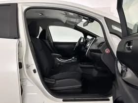 Nissan Leaf thumbnail 13
