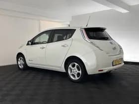 Nissan Leaf thumbnail 5