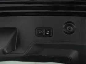 Porsche Panamera thumbnail 32