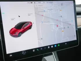 Tesla Model 3 thumbnail 13