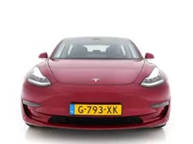 Tesla Model 3 thumbnail 3