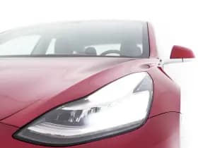 Tesla Model 3 thumbnail 28