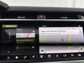 Land Rover range rover velar thumbnail 13