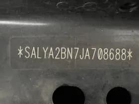 Land Rover range rover velar thumbnail 30