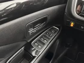 Mitsubishi Outlander thumbnail 23