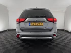 Mitsubishi Outlander thumbnail 6