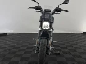 Bmw Ce 02 thumbnail 2