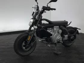 Bmw Ce 02 thumbnail 3