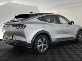 Ford Mustang mach e thumbnail 7