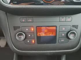 Fiat Punto thumbnail 13