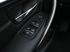 Bmw 3 serie thumbnail 23