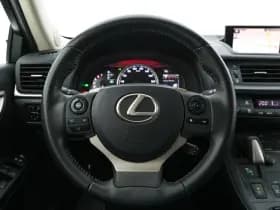 Lexus Ct thumbnail 18