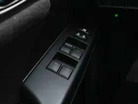 Lexus Ct thumbnail 21