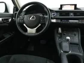 Lexus Ct thumbnail 8